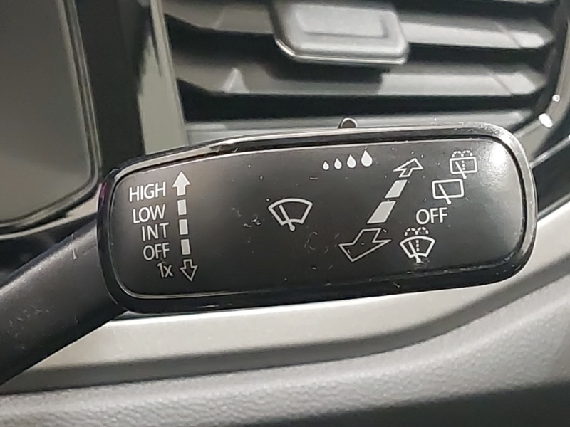 Used Volkswagen Polo 2018 for sale - 77141993: Photo 18