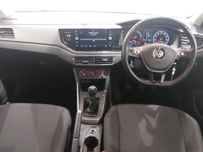 Used Volkswagen Polo 2018 for sale - 77141993: Photo 2