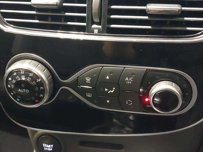 Used Renault Clio 2018 for sale - 77252259: Photo 12