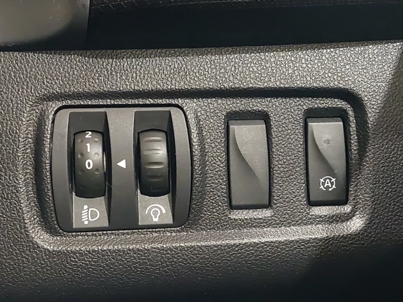 Used Renault Clio 2018 for sale - 77252259: Photo 18