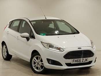 2017 - 1.25 82 Zetec 5dr