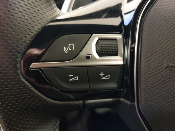 Used Peugeot 3008 2020 for sale - 76233823: Photo 16