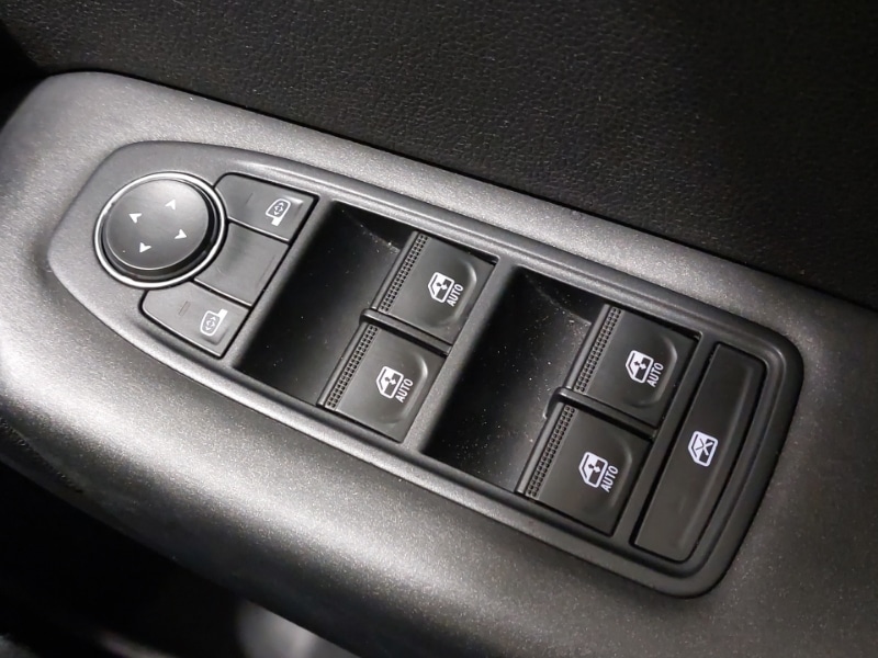 Used Renault Captur 2023 for sale - 77956647: Photo 19