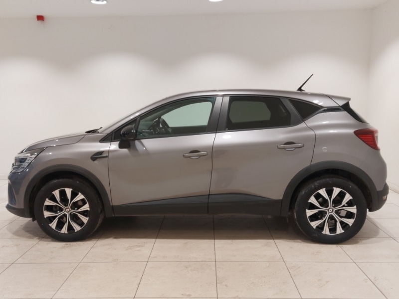 Used Renault Captur 2023 for sale - 77956647: Photo 4