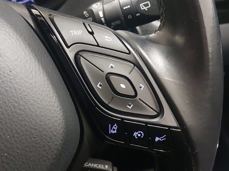 Used Toyota C-HR 2019 for sale - 77189933: Photo 17