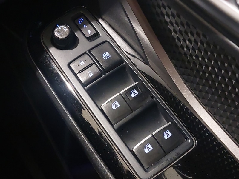 Used Toyota C-HR 2019 for sale - 77189933: Photo 19