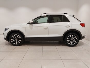 Used Volkswagen T-Roc 2021 for sale - 75780525: Photo