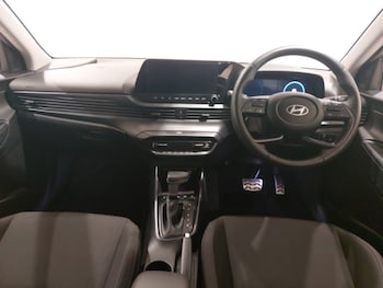 Used Hyundai BAYON 2024 for sale - 76165897: Photo 2