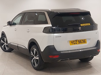 Used Peugeot 5008 2023 for sale - 79498521: Photo