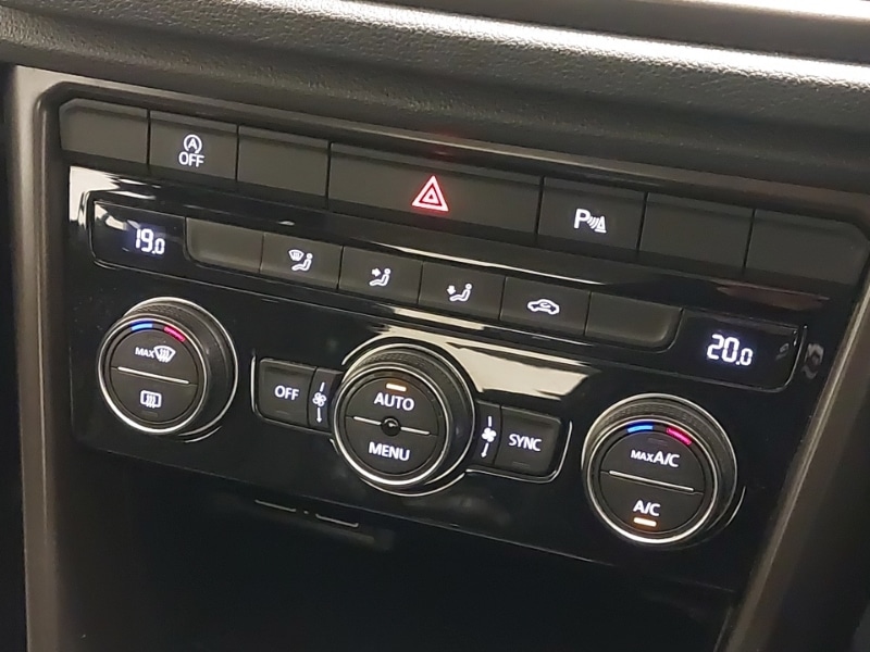 Used Volkswagen T-Roc 2019 for sale - 77948166: Photo 12