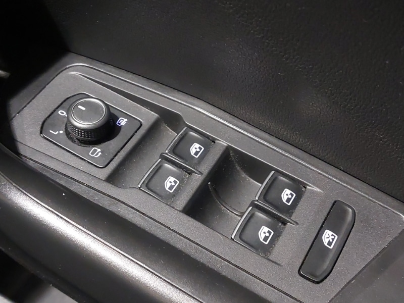 Used Volkswagen T-Roc 2019 for sale - 77948166: Photo 19