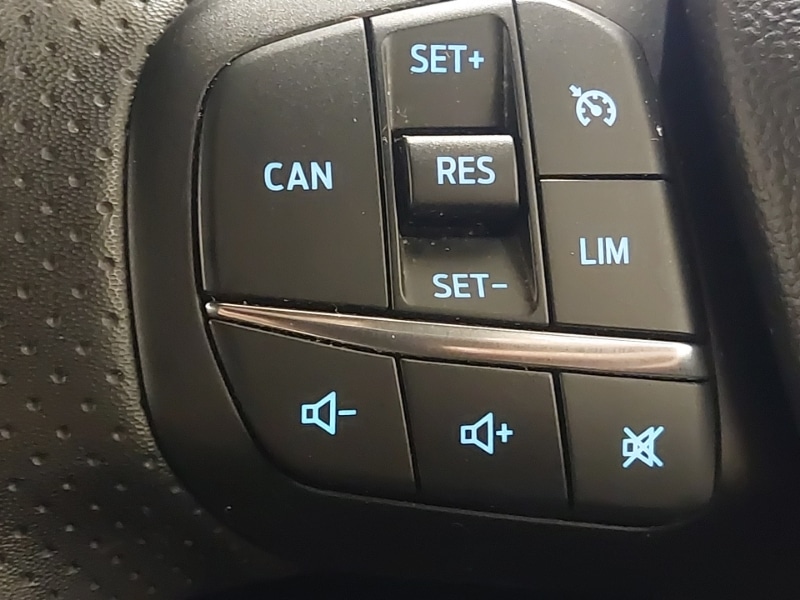 Used Ford Focus 2023 for sale - 78126194: Photo 16