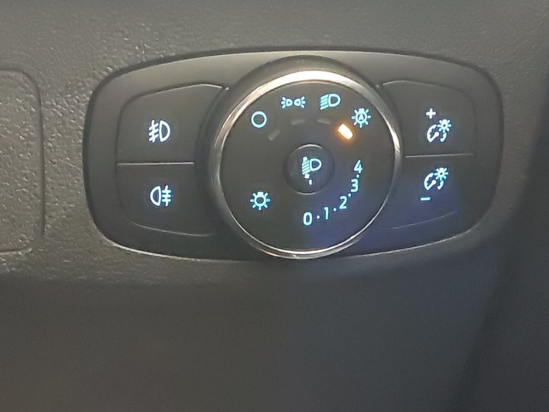 Used Ford Focus 2023 for sale - 78126194: Photo 18