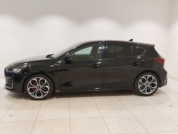 Used Ford Focus 2023 for sale - 78425360: Photo