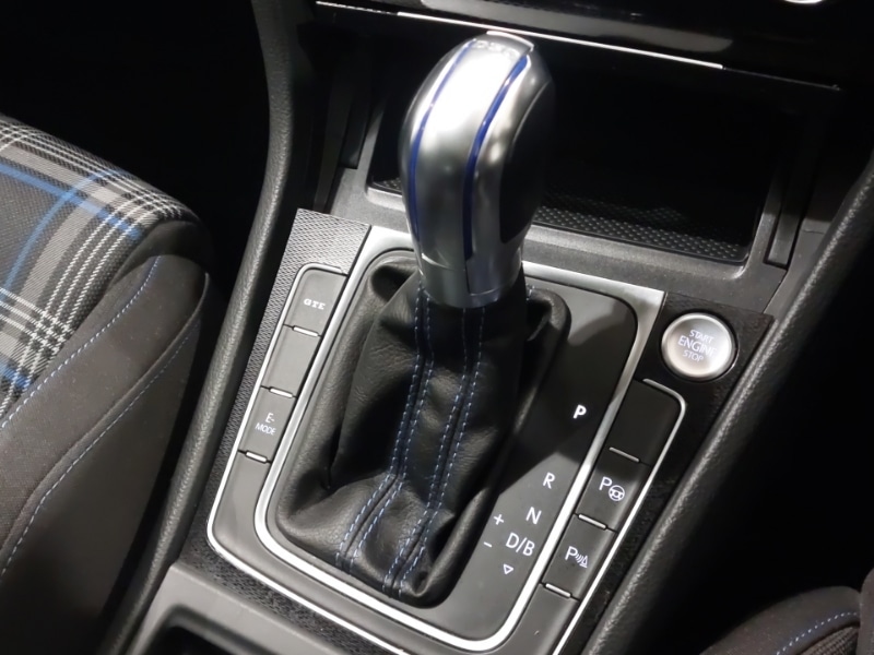 Used Volkswagen Golf 2016 for sale - 77154891: Photo 14