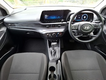 Used Hyundai i20 2024 for sale - 79387265: Photo