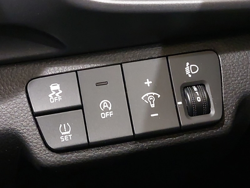Used Kia Stonic 2022 for sale - 76348335: Photo 16