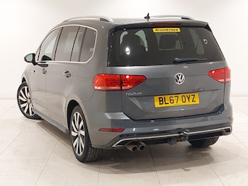 Used Volkswagen Touran 2017 for sale - 78113055: Photo