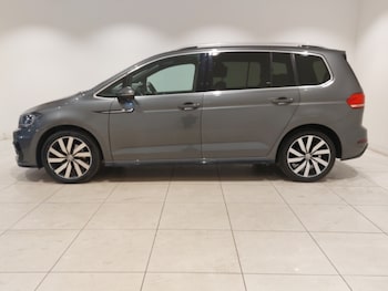 Used Volkswagen Touran 2017 for sale - 78113055: Photo