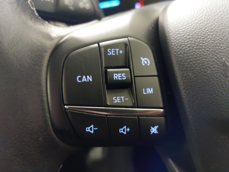 Used Ford Fiesta 2017 for sale - 76893681: Photo 16