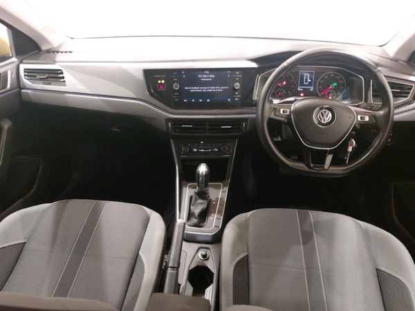 Used Volkswagen Polo 2019 for sale - 76317640: Photo 2