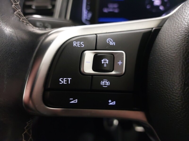 Used Volkswagen T-Roc 2019 for sale - 76213318: Photo 16