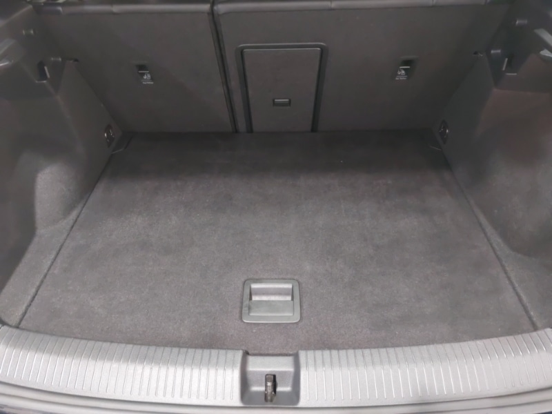 Used Volkswagen T-Roc 2019 for sale - 76213318: Photo 8