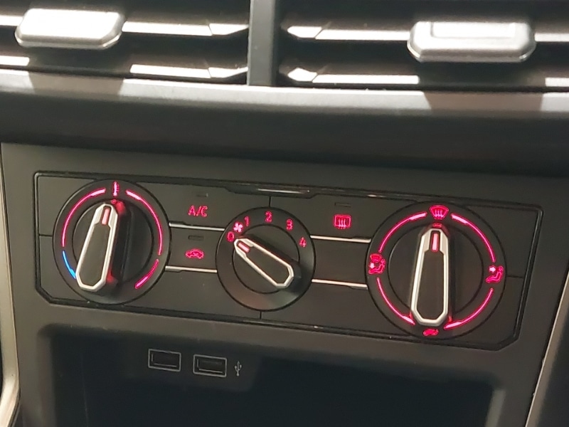 Used Volkswagen Polo 2019 for sale - 77751173: Photo 12