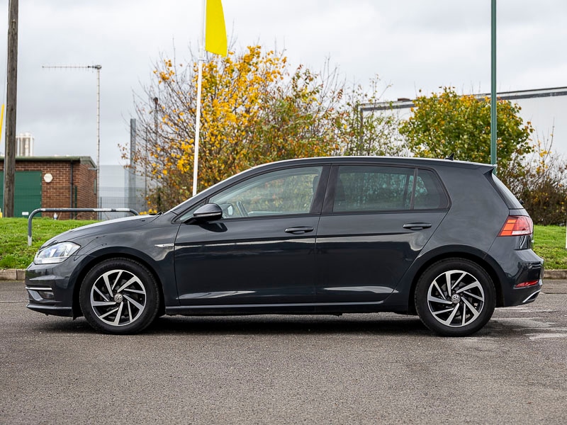 Used Volkswagen Golf 2019 for sale - 76636592: Photo 4