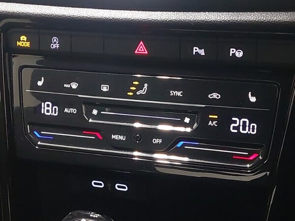 Used Volkswagen T-Roc 2024 for sale - 75326417: Photo 14