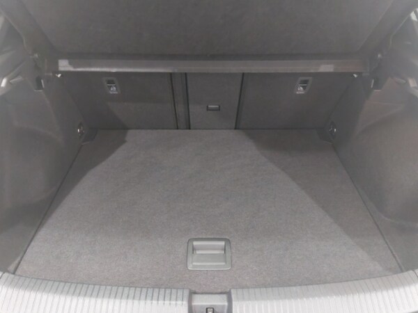 Used Volkswagen T-Roc 2024 for sale - 75326417: Photo 8