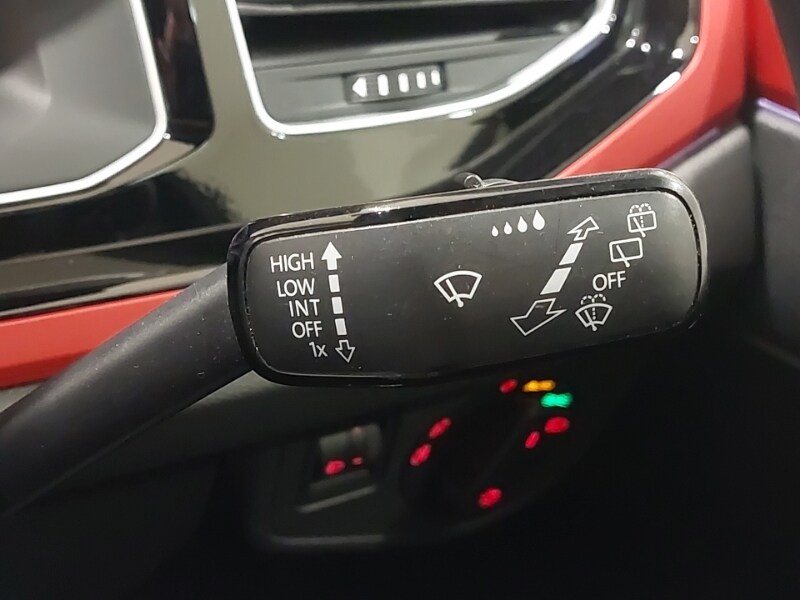 Used Volkswagen Polo 2019 for sale - 77702147: Photo 17