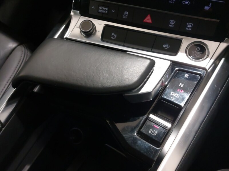 Used Audi e-tron 2021 for sale - 77495469: Photo 14
