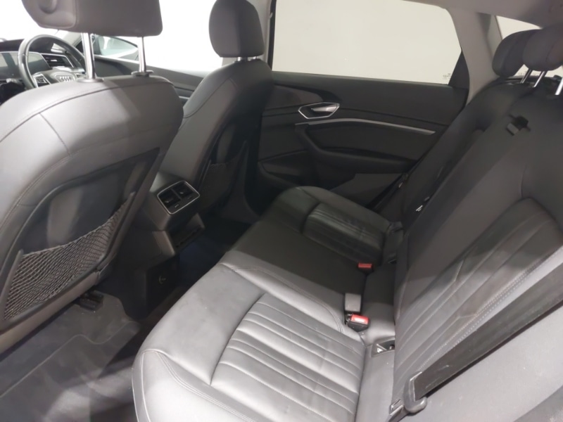 Used Audi e-tron 2021 for sale - 77495469: Photo 6