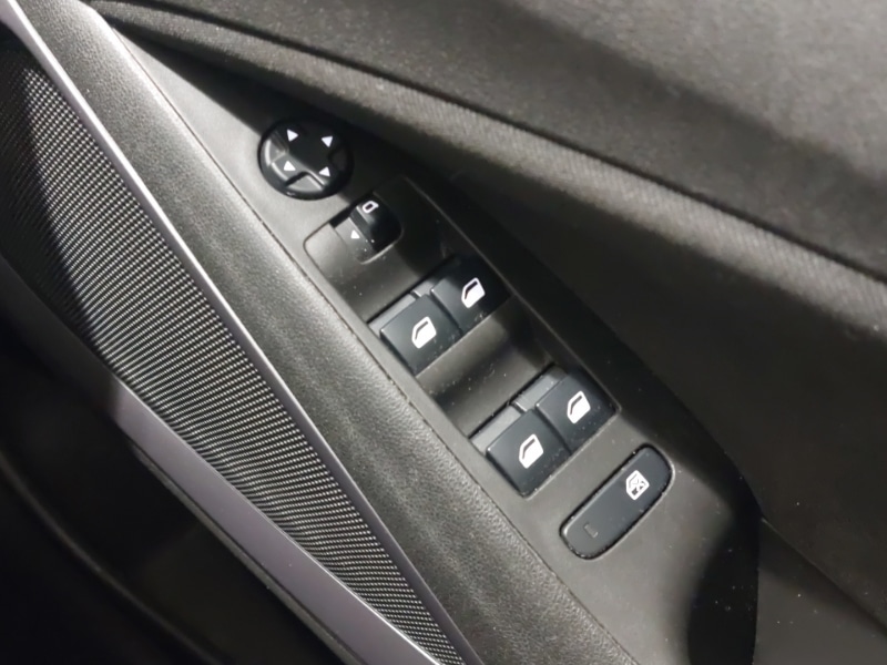 Used Vauxhall Crossland 2021 for sale - 77596440: Photo 19