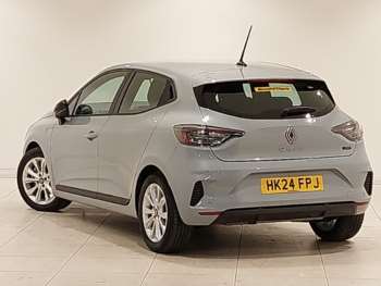 Used Renault Clio 2024 for sale - 74647506: Photo