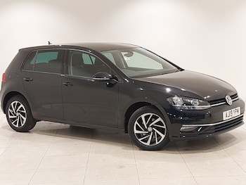 Used Volkswagen Golf 2019 for sale - 78837637: Photo