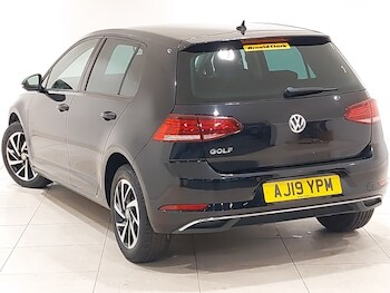 Used Volkswagen Golf 2019 for sale - 78837637: Photo