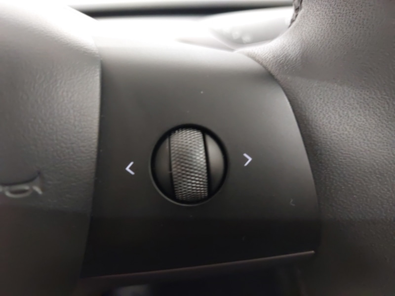 Used Tesla Model Y 2024 for sale - 76816021: Photo 17