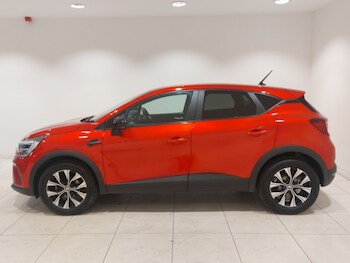 Used Renault Captur 2022 for sale - 77832499: Photo