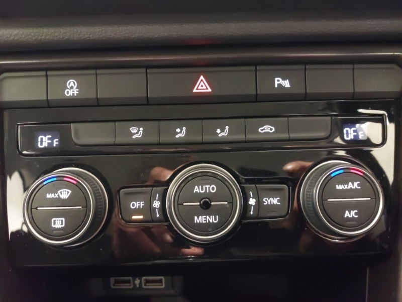 Used Volkswagen T-Roc 2019 for sale - 76478931: Photo 12