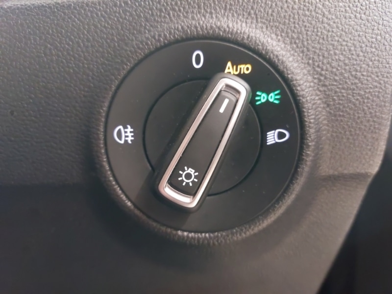 Used Volkswagen T-Roc 2019 for sale - 76478931: Photo 18