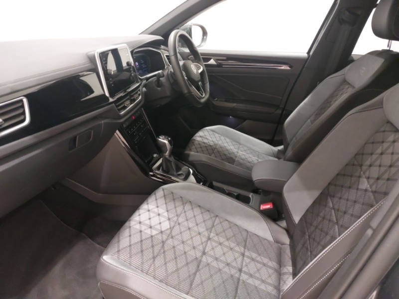 Used Volkswagen T-Roc 2025 for sale - 77189929: Photo 5