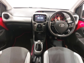 Used Toyota AYGO 2015 for sale - 75395032: Photo
