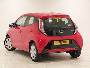 Used Toyota AYGO 2015 for sale - 75395032: Photo