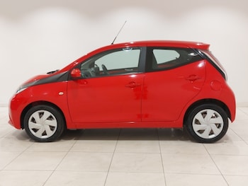 Used Toyota AYGO 2015 for sale - 75395032: Photo