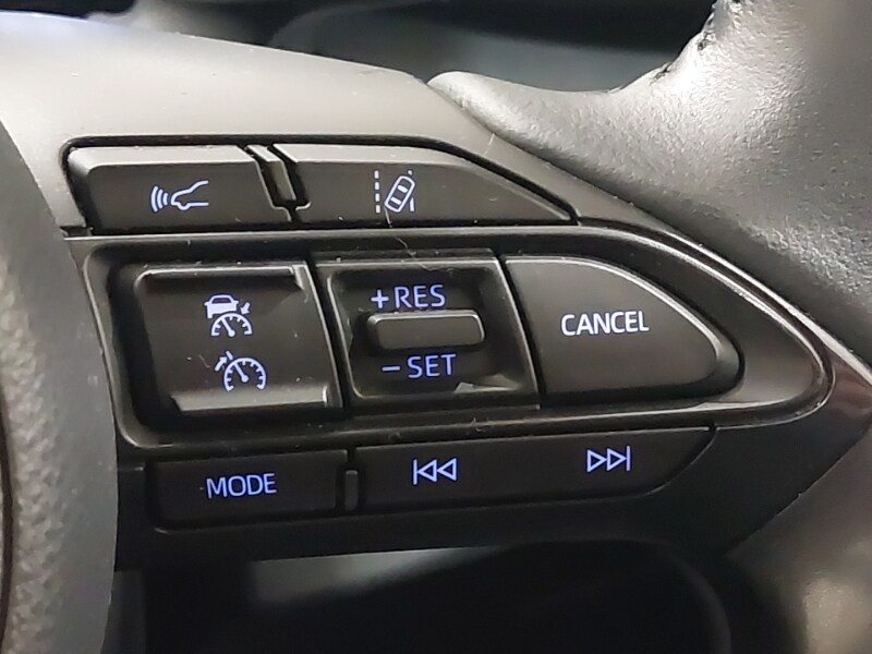 Used Toyota Yaris Cross 2022 for sale - 77183597: Photo 17