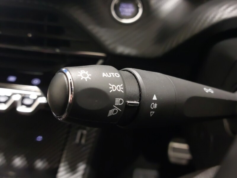 Used Peugeot 208 2021 for sale - 76478929: Photo 18