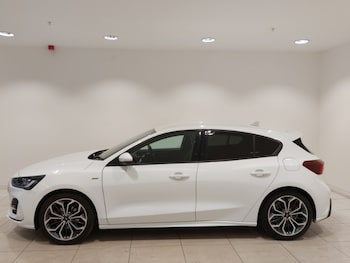 Used Ford Focus 2023 for sale - 78511726: Photo