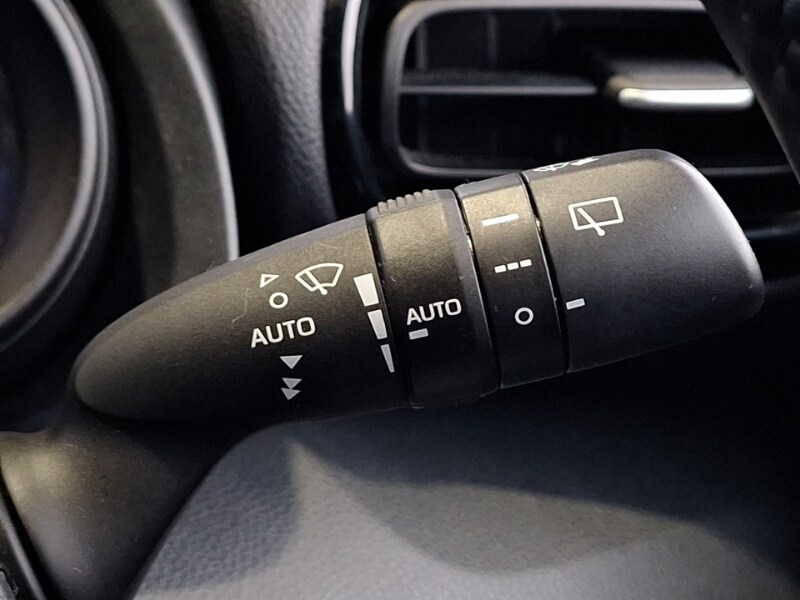 Used Toyota Yaris 2023 for sale - 78146620: Photo 14